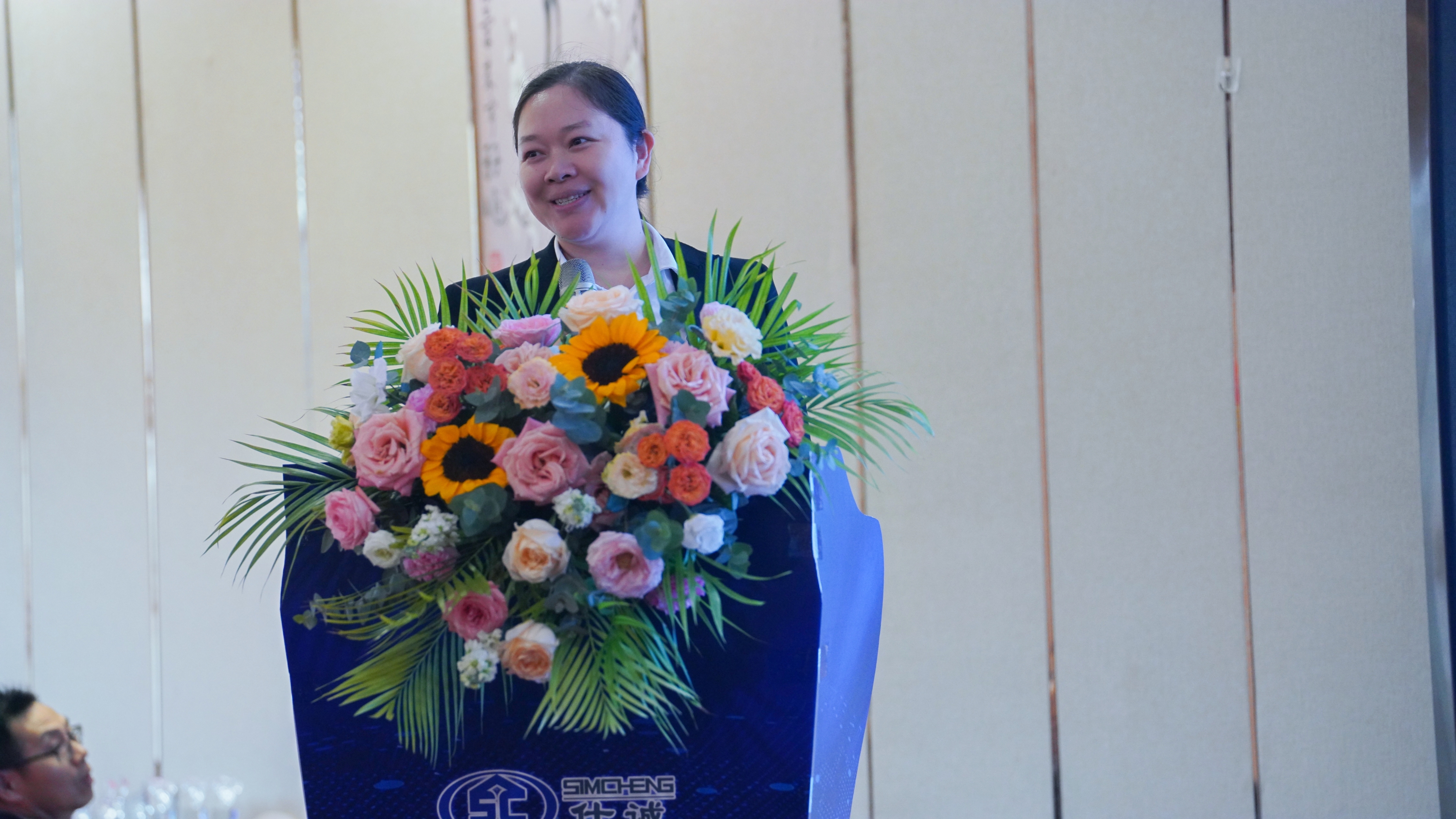 10967692.jpg 10967692.jpg